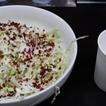 牛すじカレー 小さなカレー家 - （2015年10月再訪）コールスロー大（100円）