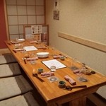 はてなのちゃわん - 奥はこんな感じで座敷になっています♪