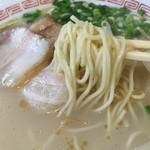 光華飯店 - 中太麺