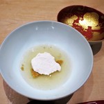 三谷 - 網走の鱈の1番白子　　　
      　青森県紫雲丹のスープ