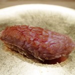 鮪の脂落とし、腹びれ