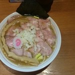 チャーシュー煮干そば