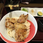 純愛うどん なでしこ - 鶏天ぶっかけ 大盛 d(^_^o) 文句なしに綺麗で美味しい！！