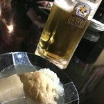 一休 - お通しとビール