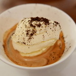 ルシュルシュル - 15.10 カフェアッフォガード(500円）