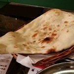 インド料理 マナカマナ - お代わりナン