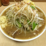 ラーメン二郎 - 小豚脂増しニンニク入り