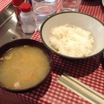 しょうが亭 - 味噌汁は豚汁、ご飯少なめ