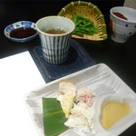 和食すがわら - カニのほぐし身・枝豆