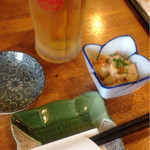 オリオン生ビール(390円)とお通し