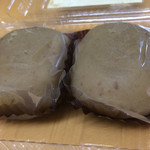 京都 くりや - 2015年初の空輸便の栗おはぎ
                                2015/10/23購入