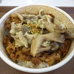 すき家 - きのこぺペロンチーノ牛丼 2015.10月