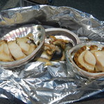 Big Island Abalone Corporation - 試食用焼きアワビ
