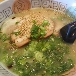 Ryo's Noodles - 博多とんこつラーメン