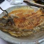 季節料理 藤原 - 先のどのメイタガレイを唐揚げにしてくれました