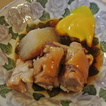 おでん小町 - 大根とマスタードが合うさぁ〜(^^)