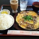 流通れすとらんオアシス - 2015.10.24 牛とじ定食630円