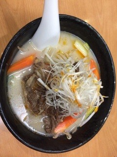 Shanhairyouritomiharu - 牛肉麺