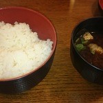 かつはる - 定食のご飯と味噌汁(2015．10）