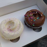 Magnolia Bakery - カップケーキです。可愛らしいですね。(2015年10月)