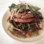 ル・ブルギニオン - テット・ド・コションのテリーヌ仕立て、脳味噌のムニエル添え、焦がしバター風味