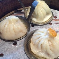 全聚徳 新宿店 - 小籠包の豆苗、フカヒレ、蟹味噌