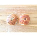 43596136 - 季節のベーグル マロン／250円&さつまいも／220円