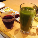 焼肉問屋 牛蔵 - 赤ワイン、抹茶ハイ