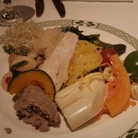 ロウリーズ・ザ・プライムリブ 恵比寿ガーデンプレイス店 - 興味深い食材の数々♪