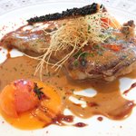 ラトラス - ランチコース 6000円 の鮮魚のポワレ ビスクドオマール 人参のピューレ オレンジレディクション