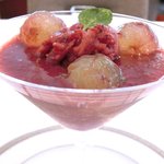 ラトラス - ランチコース 6000円 の巨峰を使った一皿