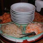 焼肉 山水苑 - 食べ放題のナムル・キムチ