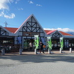 八ケ岳パーキングエリア（下り線） - 八ヶ岳PA(下り線）である