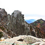 宝剣山荘 - 左側が宝剣岳