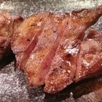 たん右衛門 - この厚み！