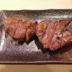 たん右衛門 - 牛タン串