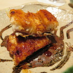 くろぎ - 吉野川の天然鰻、群馬の天日干しの山椒で