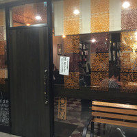 ビストロケンヂ - 【外観】入口