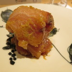 神保町 傳 - 造里：鰤 漬け