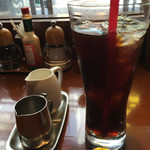 Kabe No Ana - ランチ（あさりと青のりのペペロンチーノ 大盛） ¥1,200 に付くアイスコーヒー