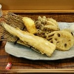 浅草じゅうろく - 天麩羅盛り合わせ