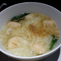 京鼎樓 HANARE店 - ワンタン麺