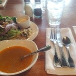 DUKE'S WAIKIKI - ランチビュッフェの様子