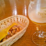 サントリー 天然水のビール工場 東京・武蔵野ブルワリー - 1杯目プレモル