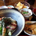 Oshokujidokoro Wakabayashi - 若林御膳　海鮮丼、お蕎麦、てんぷら、カレイの炊いたのなどなど