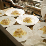 ペレグリーノ - パスタ　手打ちパスタ　タリオリーニ　アルバ産　白トリュフで覆い尽くして