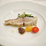 ペレグリーノ - 魚料理　徳島産鳴門海峡より、一本釣りの鰆（さわら）イタリア野菜　プンタレッレとガエタオリーブのペーストを添えて