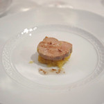 ペレグリーノ - 季節を取り入れた前菜・仏産　鴨フォワグラのテッリーナ、徳島里浦産さつま芋"里むすめ"とのコンビ、白トリュフ蜂蜜がけ