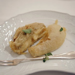 ペレグリーノ - ポルチーニ茸のフリット、ネピテッラを添えて