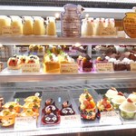 パティスリー かいと - ショーケース